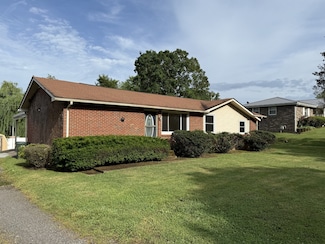 321 Mockingbird Ln, Dickson, TN 37055