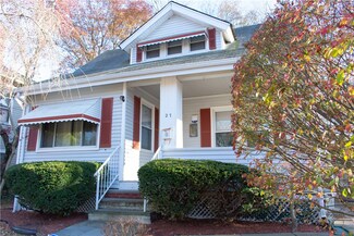 27 Warren Ave, North Smithfield, RI 02896