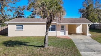 39051 Manor Dr, Zephyrhills, FL 33542