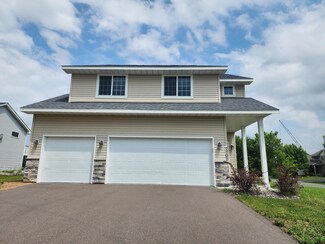 7702 Lambert Ave NE, Saint Michael, MN 55376