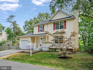 1345 Jordan Dr, Shady Side, MD 20764