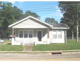 1410 Donahue Ferry Rd, Pineville, LA 71360