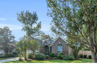 2 Highgrove Ct, Conroe, TX 77384