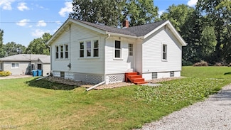 824 Center Rd, New Franklin, OH 44319