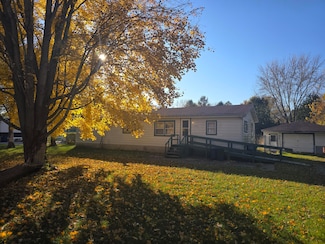 6862 NE Suburban Dr, Michigan City, IN 46360