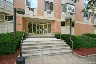 14 Nosband Ave Unit 2E, White Plains, NY 10605