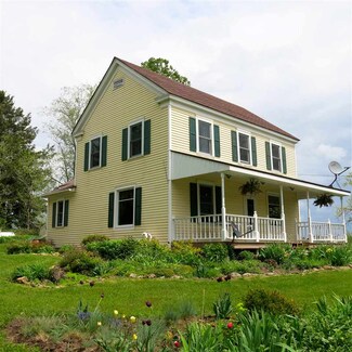 4290 E Barreltown Rd, Mineral Point, WI 53565
