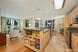 1530 NW Market St Unit 412, Seattle, WA 98107