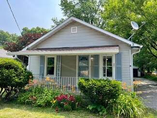 215 Cossell Dr, Indianapolis, IN 46224