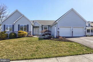 4032 Caissons Ct, Enola, PA 17025
