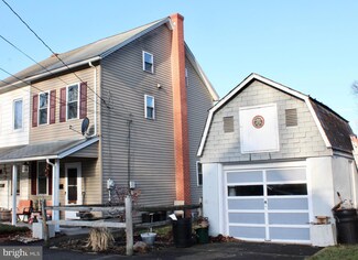 627 Furnace St, Emmaus, PA 18049
