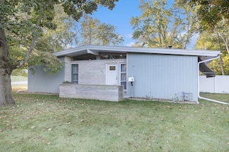 32 Golden Ave, Battle Creek, MI 49015