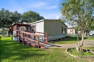 1906 Austin St, Rosenberg, TX 77471