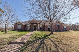 1420 Dominion Oaks Dr, China Spring, TX 76633