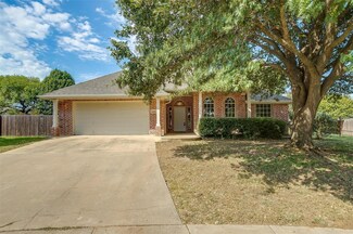 490 Wood Duck Ct, Burleson, TX 76028