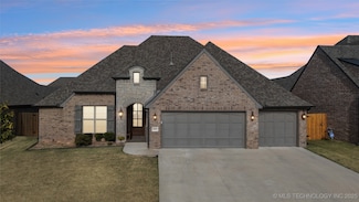 2920 E Portland Place, Broken Arrow, OK 74014