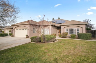 5270 Camelback St, Chowchilla, CA 93610