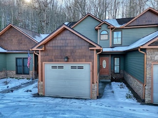 130 Emory Cir, Blairsville, GA 30512