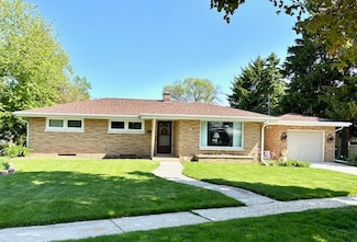 2524 Erie Ave, Sheboygan, WI 53081