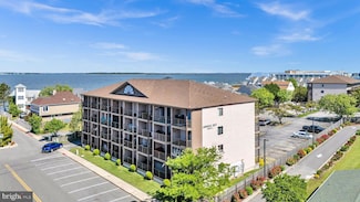 204 33rd St, Ocean City, MD 21842