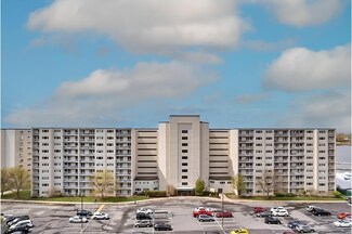 200 Cove Way Unit 806, Quincy, MA 02169