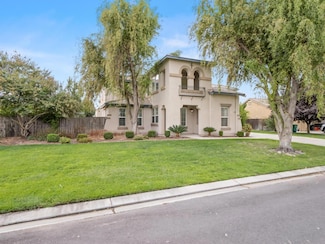 14305 Spyglass Cir, Chowchilla, CA 93610