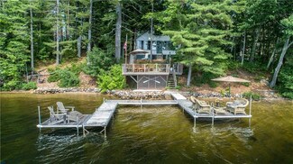 784 13th St, Acton, ME 04001