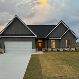 205 Squirrel Run, Good Hope, GA 30641