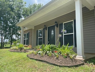 2431 McKeithen Dr, Alexandria, LA 71303