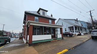 601 6th St, Huntingdon, PA 16652