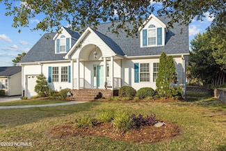 118 Sea Oats Dr, Emerald Isle, NC 28594