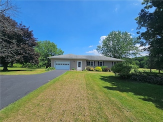 6330 E Port Bay Rd, Wolcott, NY 14590