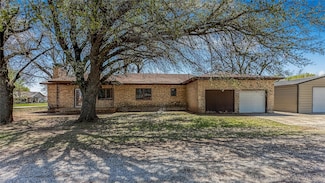 507 Chickasaw Ave, Terral, OK 73569