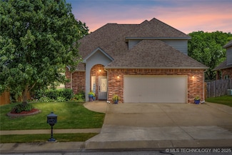 2611 S 15th Place, Broken Arrow, OK 74012
