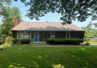 421 Stonehedge Place, Lexington, KY 40517