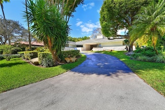 7322 Vistalmar St, Coral Gables, FL 33143