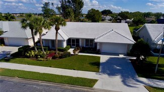 548 Silk Oak Dr, Venice, FL 34293