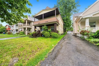 11224 Parkview Ave, Cleveland, OH 44104