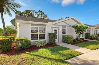 6861 Bogey Dr, Fort Myers, FL 33919