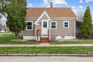218 19th Ave SW, Cedar Rapids, IA 52404