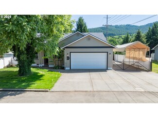 304 Harris Ave, Drain, OR 97435
