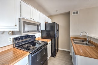 1381 E University Ave Unit 204, Las Vegas, NV 89119