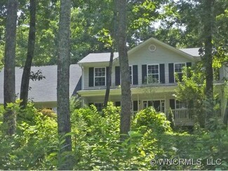 239 Highland View Ct, Zirconia, NC 28790