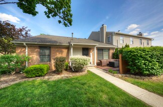 22381 Peachtree Unit 97, Novi, MI 48375