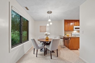 31 Concord Greene Unit 3, Concord, MA 01742