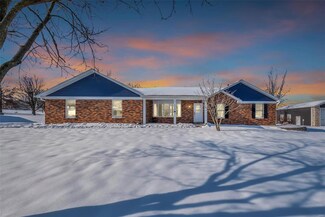 119 Bluffview Dr, Troy, MO 63379