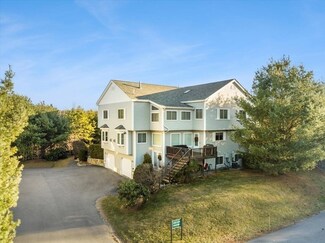 1202 Old Bridge Ln Unit 1202, Bellingham, MA 02019