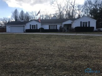 1924 Perrysburg Holland Rd, Holland, OH 43528