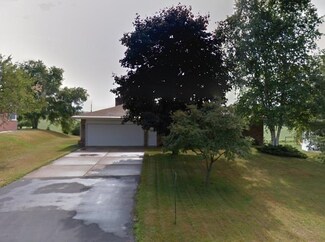 5560 Moonlight Dr, Waunakee, WI 53597