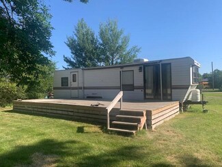 304 W 3rd St, Pierpont, SD 57468